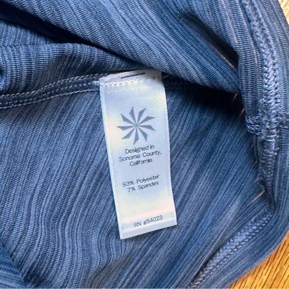 Athleta Gray Short Sleeve Tee Breezy T Shirt Womens Sz S Yoga Workout Gym Active - Picture 5 of 7